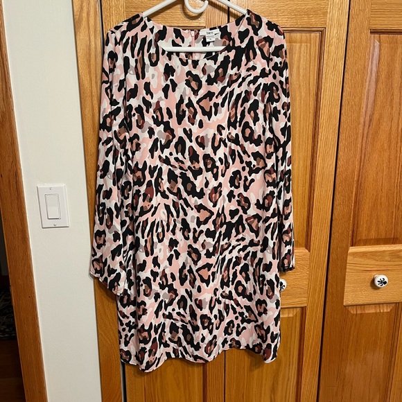 Pink/gray leopard print dress. Size XL Bar III round neck long sleeves L… - Picture 1 of 11